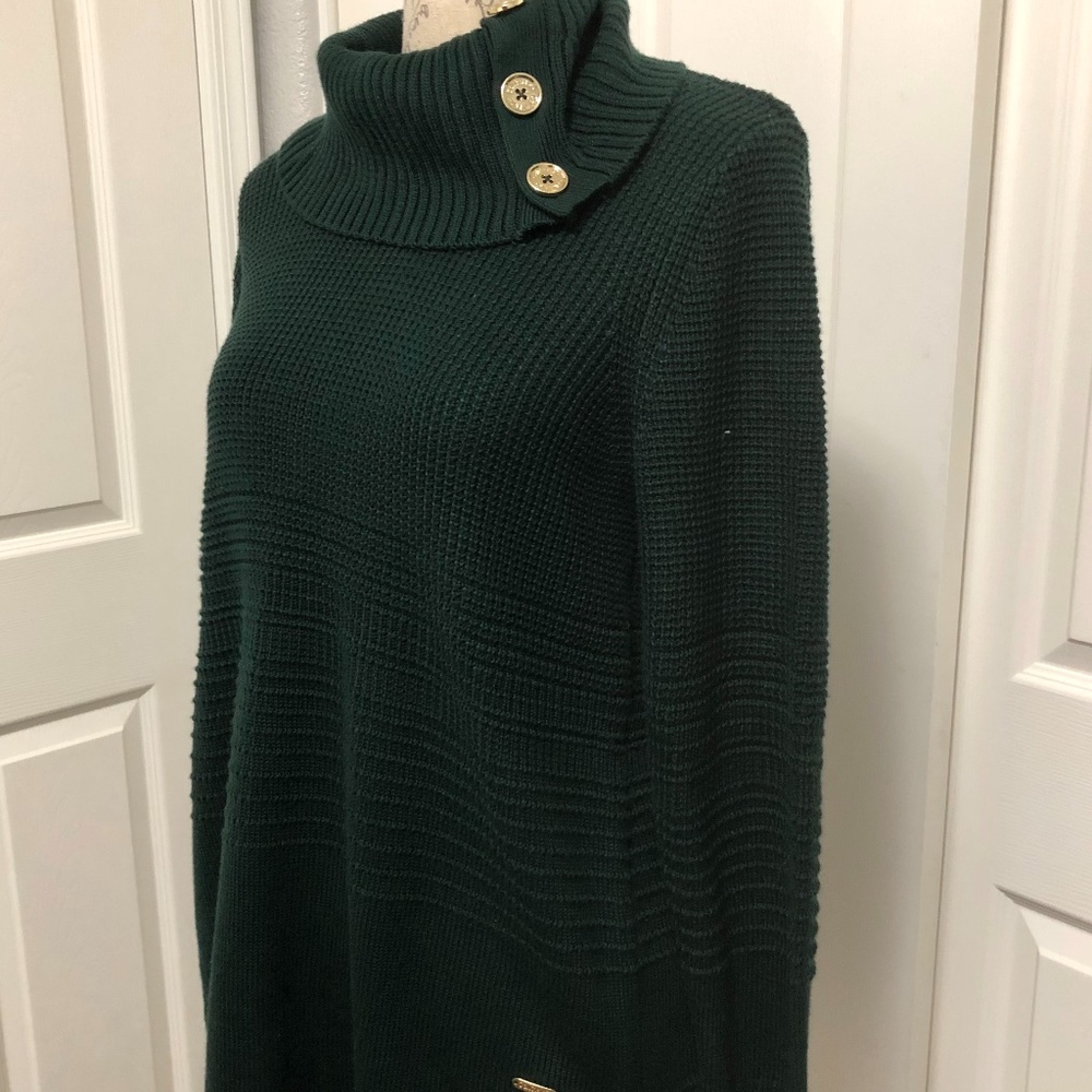 Calvin Klein Over-Sized Green Turtle Neck Sweater